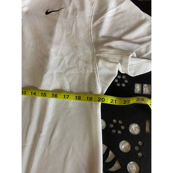Nike Dri-FIT Victory White Tennis Polo Shirt Men’s Medium | Athletic Golf Top - Picture 6 of 9